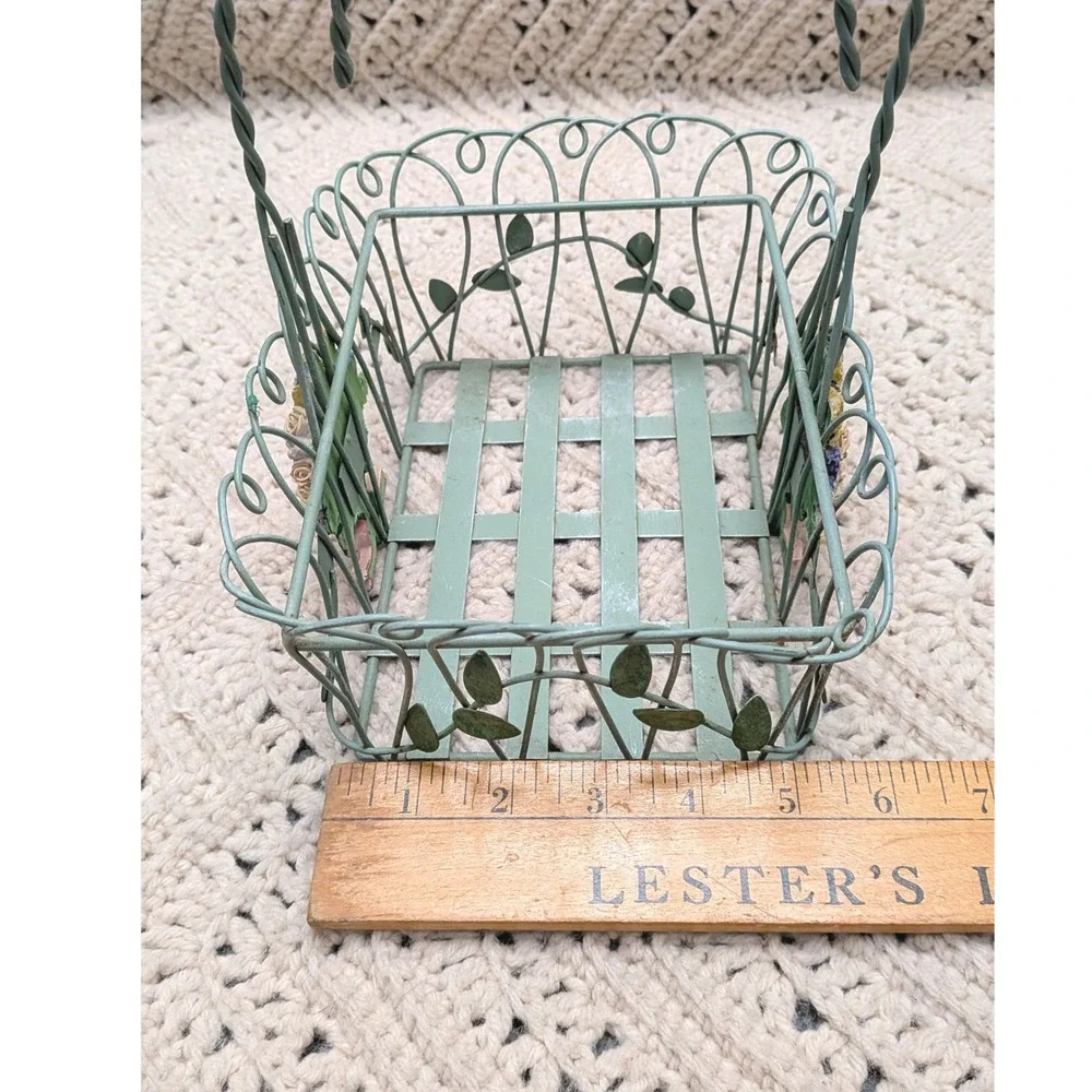 Vintage Sage Green Wire Basket Flower Bouquet Accents Twisted Bow Handle 7x5
